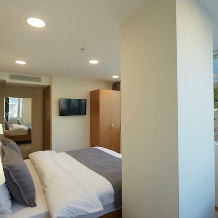 Kartal Palace Taksim Square Family Hotel อิสตันบูล ภายนอก รูปภาพ