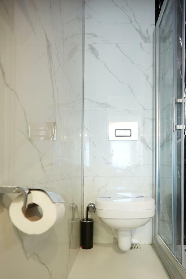 Kartal Palace Taksim Square Family Hotel อิสตันบูล ภายนอก รูปภาพ